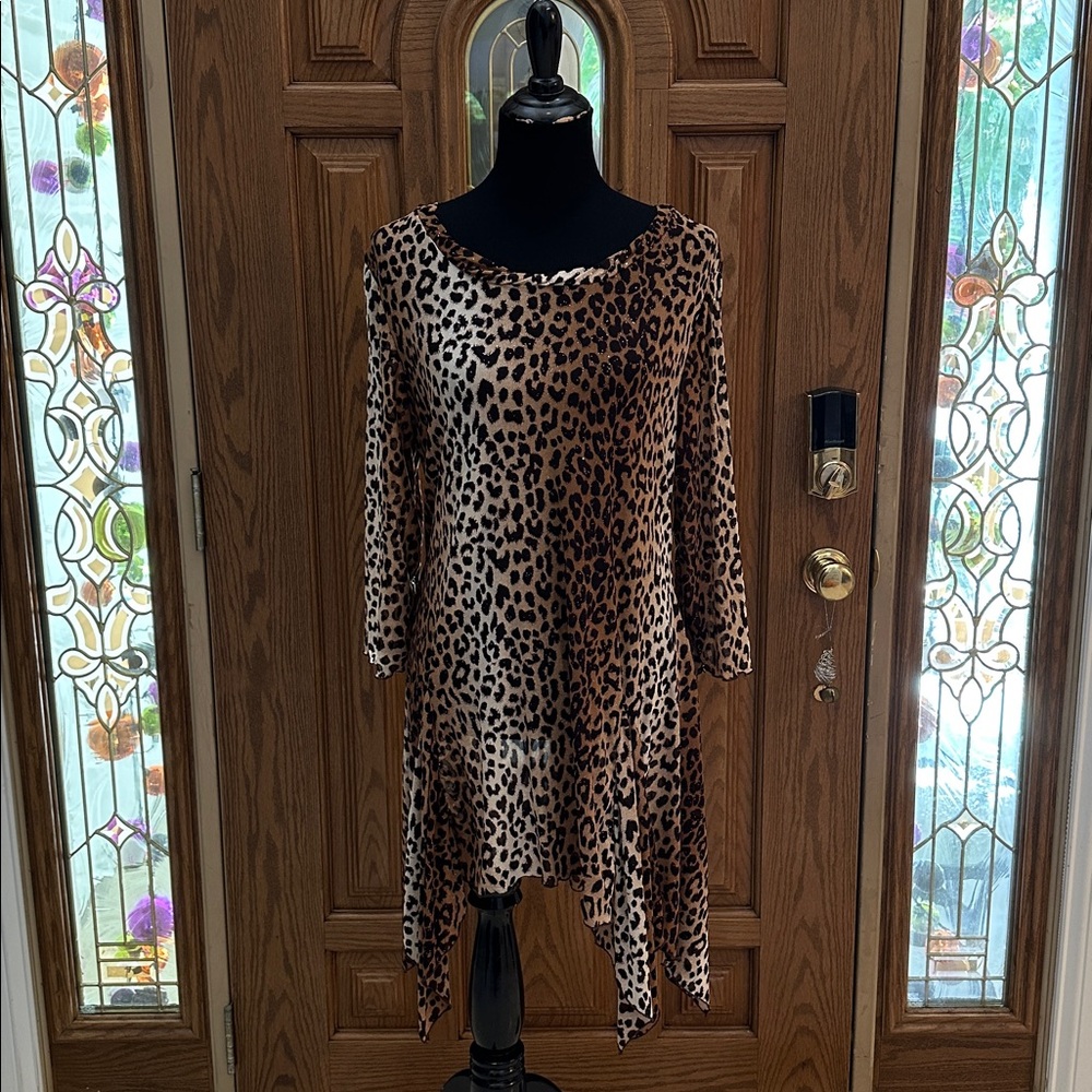 003 Ronnie Salloway Animal Print Tunic Top